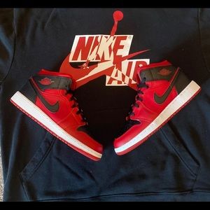 Air Jordan 1 Retro Mid "Reverse BRED"
